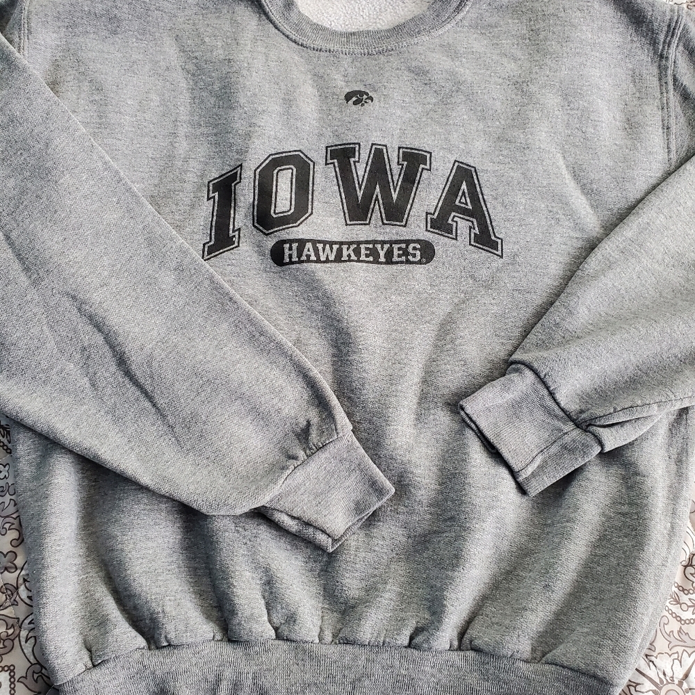 Iowa Hawkeye crew neck